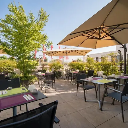 Ibis Lausanne 2* קריסייר
