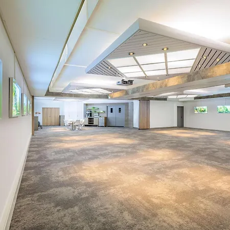 酒店 洛桑克里西尔宜必思酒店